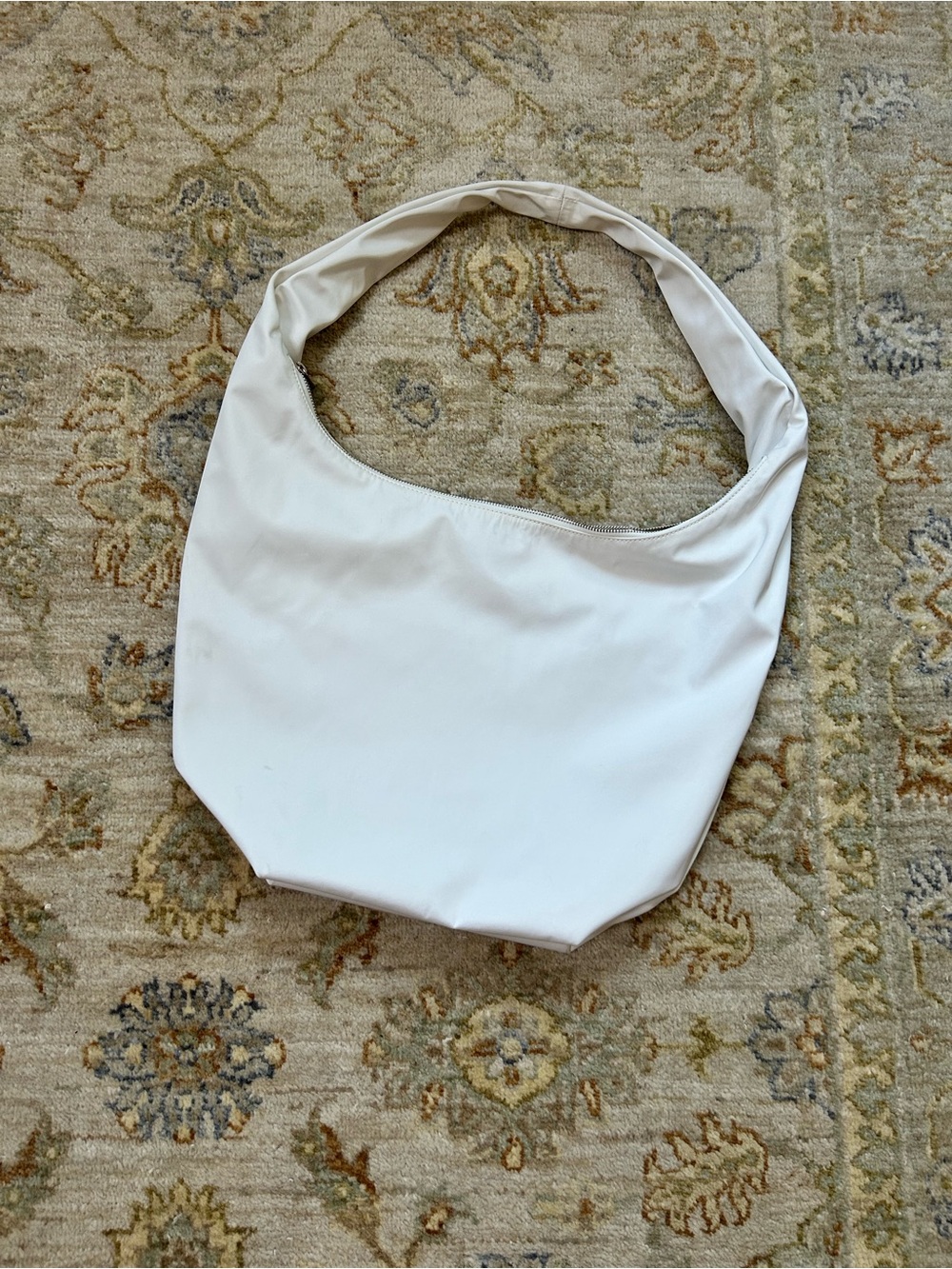 Babaton Cool White Shoulder Bag - Minimal Hobo Style
